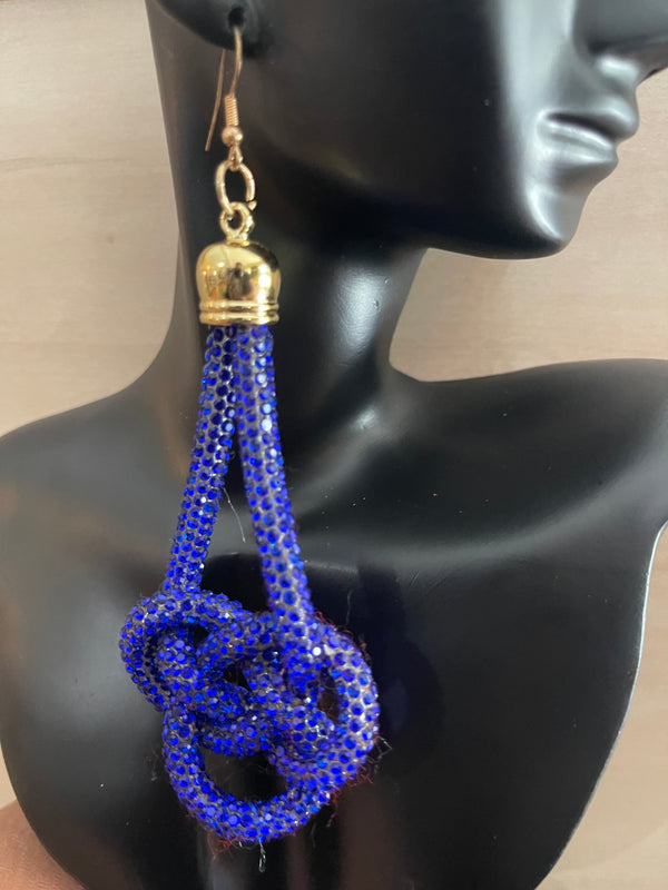 Pretty Knot 3